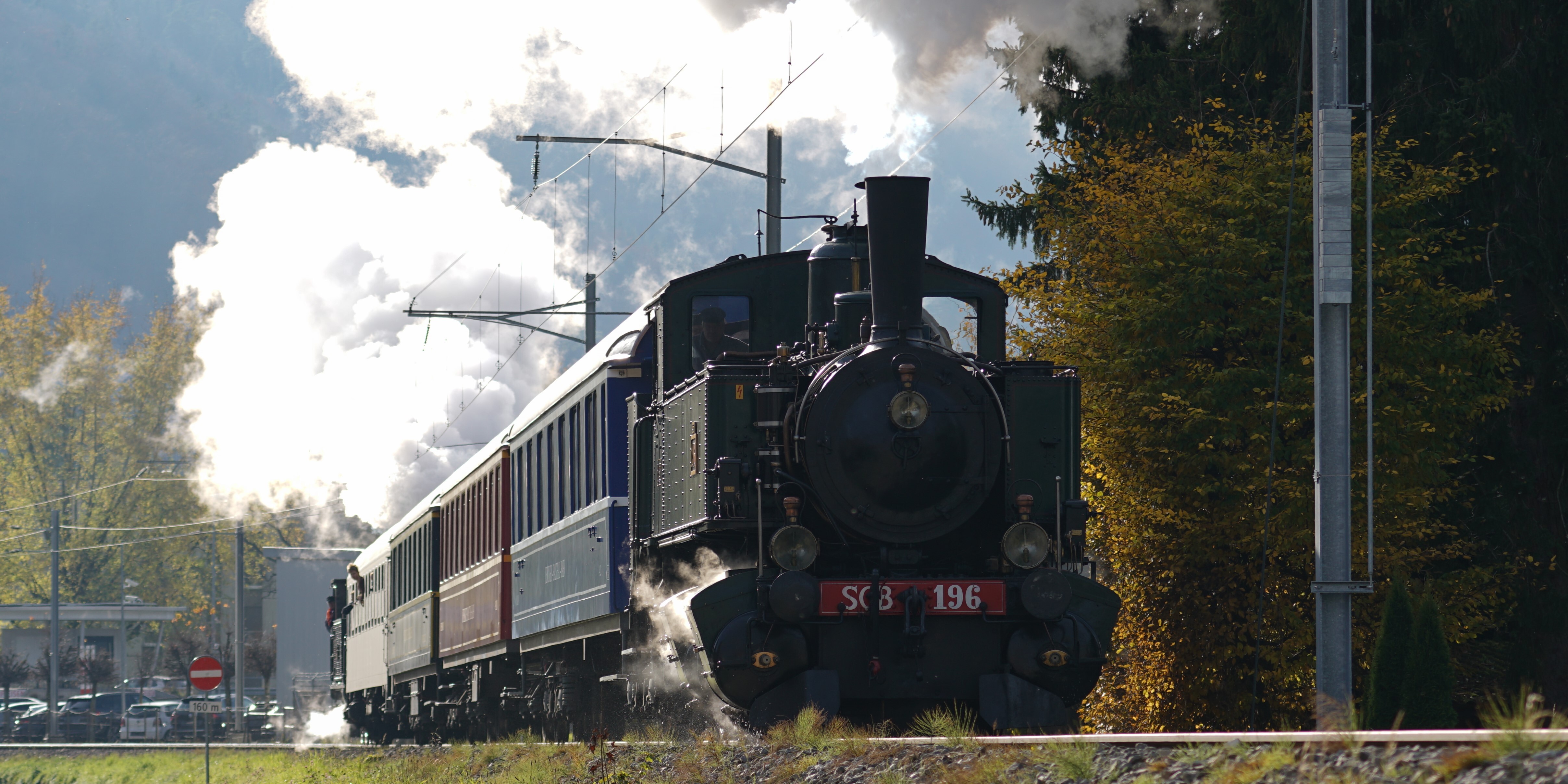 Herbstdampf und Tag der offenen Tür - Erleben Sie am 3. November Eisenbahn pur! - Oensingen-Balsthal-Bahn AG